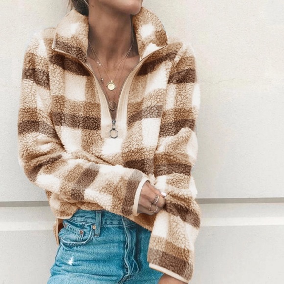Boutique Jackets & Blazers - ✅❣️✅  👁PLAID FLEECE 1/2 zip long sleeve